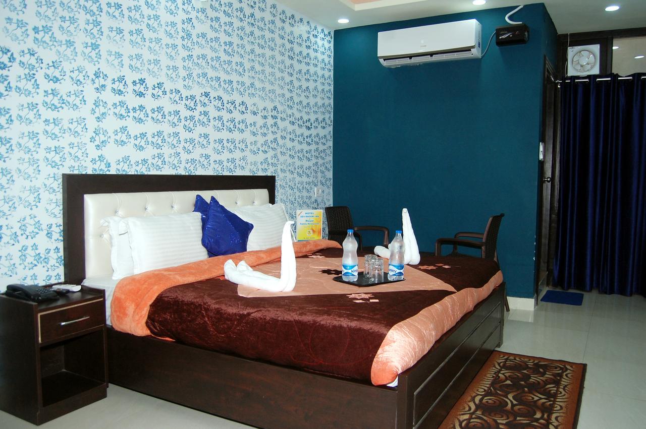 Hotel Devbhoomi Inn Rishīkesh Exterior foto
